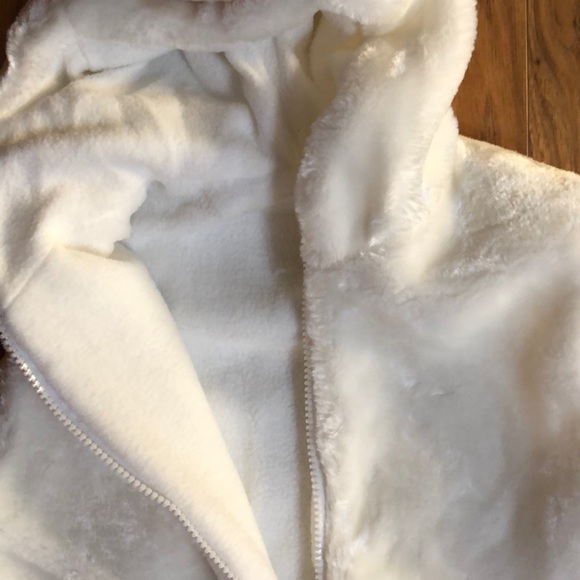 Sleeveless Plush Sheepy Vest - Picture 3 of 8